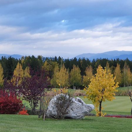 Green Peaks Suite In Pirin Golf & County Club 拉兹洛格 外观 照片