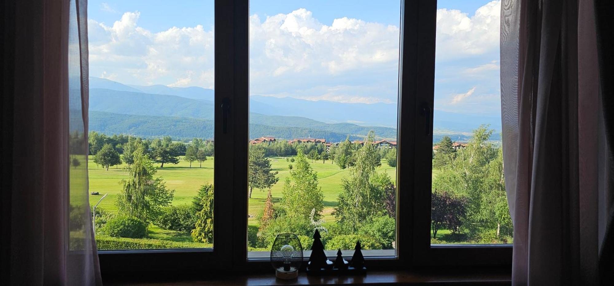 Green Peaks Suite In Pirin Golf & County Club 拉兹洛格 外观 照片